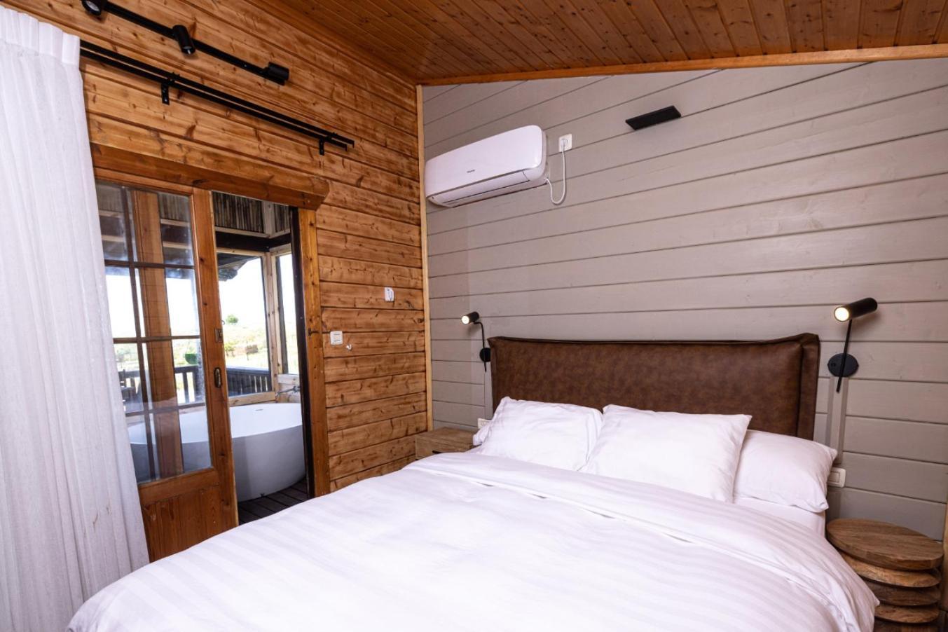 Kibbutz Ortal Tourism Hotell Rom bilde